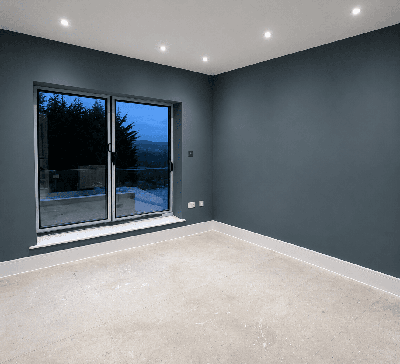 Decorated room with clean walls and detailed finishes